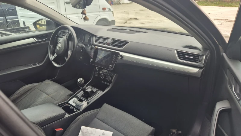 Skoda Superb На ЧАСТИ, снимка 5 - Автомобили и джипове - 50465214