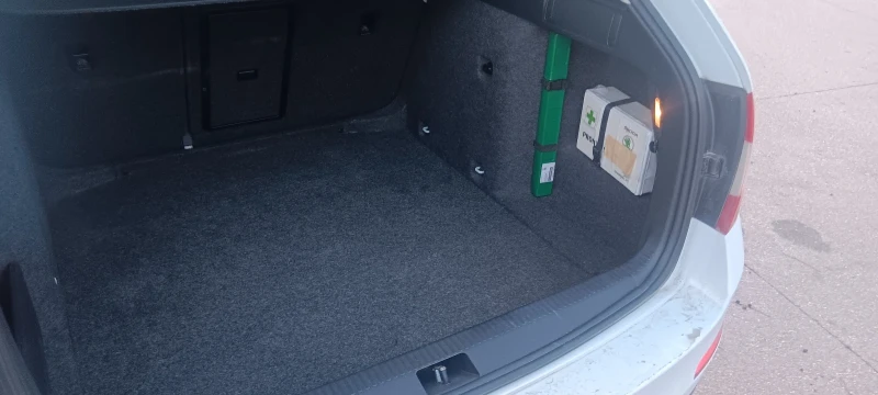 Skoda Octavia, снимка 4 - Автомобили и джипове - 52369241