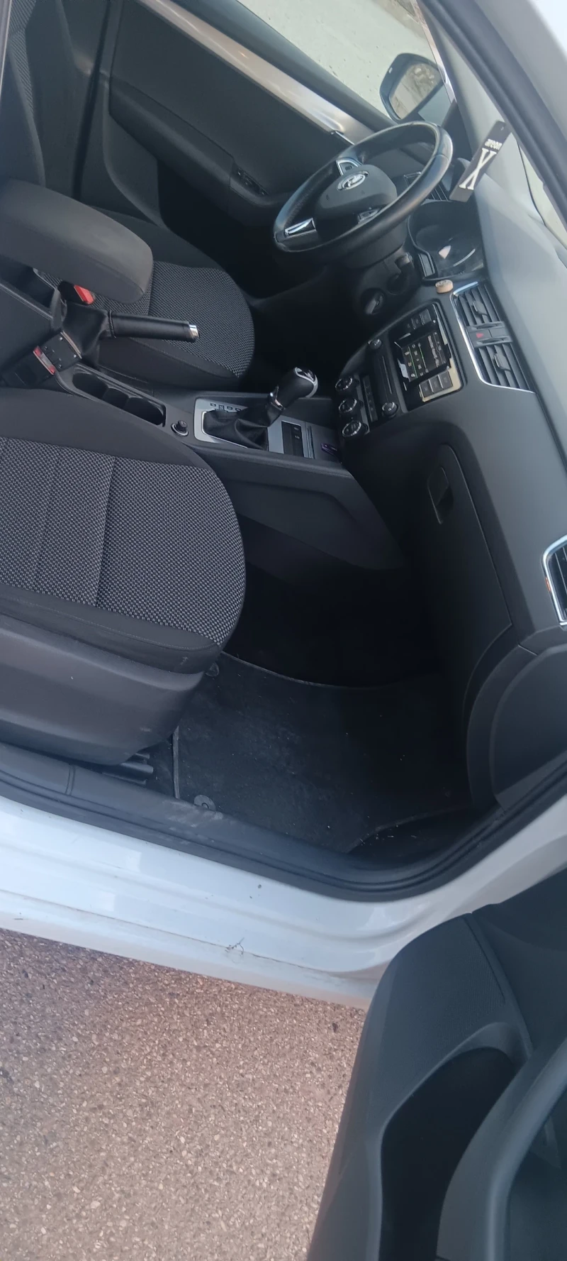 Skoda Octavia, снимка 5 - Автомобили и джипове - 52369241