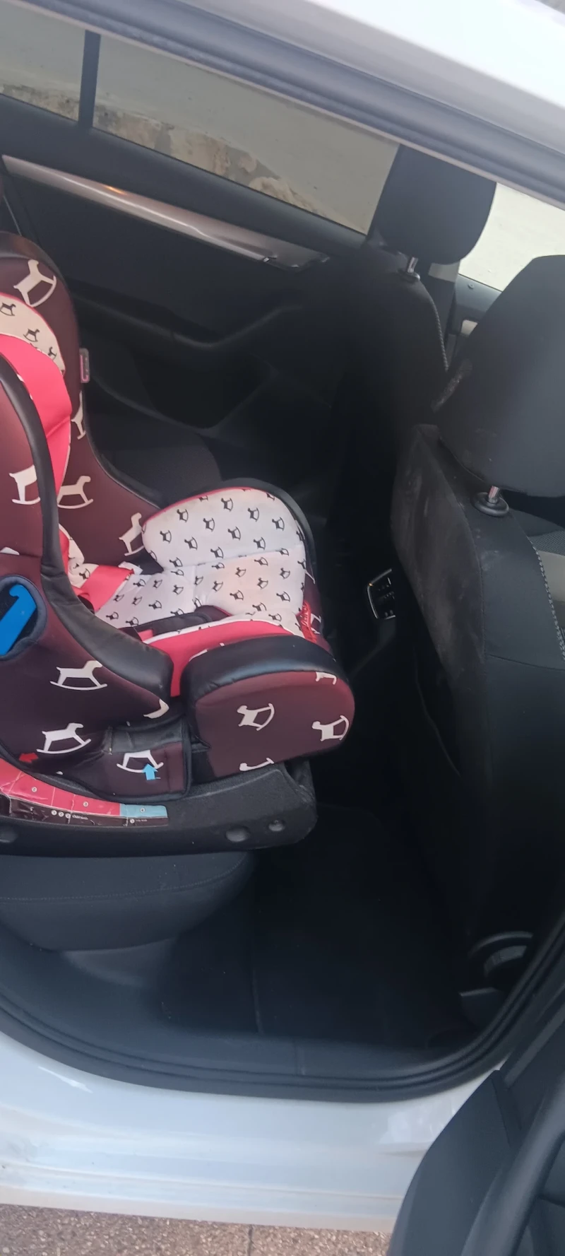 Skoda Octavia, снимка 8 - Автомобили и джипове - 52369241