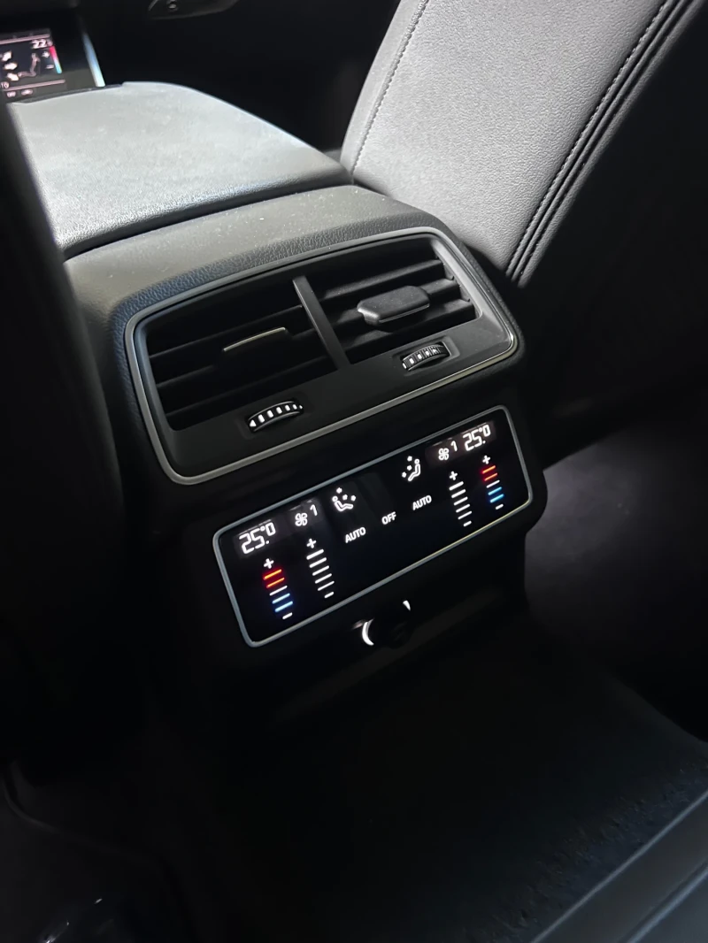 Audi A6 Audi A6 C8 45TDI | QUATTRO | Mild-hybrid | 8ZF, снимка 12 - Автомобили и джипове - 52081729