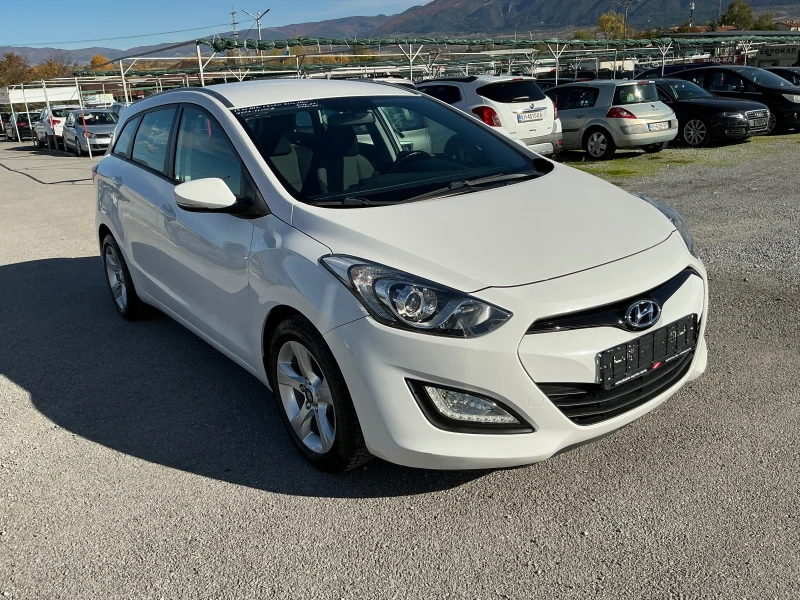 Hyundai I30 1.6 CRDI, снимка 2 - Автомобили и джипове - 52178226