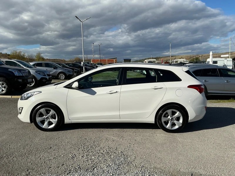 Hyundai I30 1.6 CRDI, снимка 4 - Автомобили и джипове - 52178226
