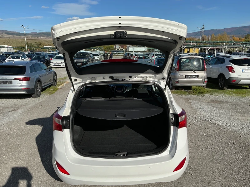 Hyundai I30 1.6 CRDI, снимка 10 - Автомобили и джипове - 52178226