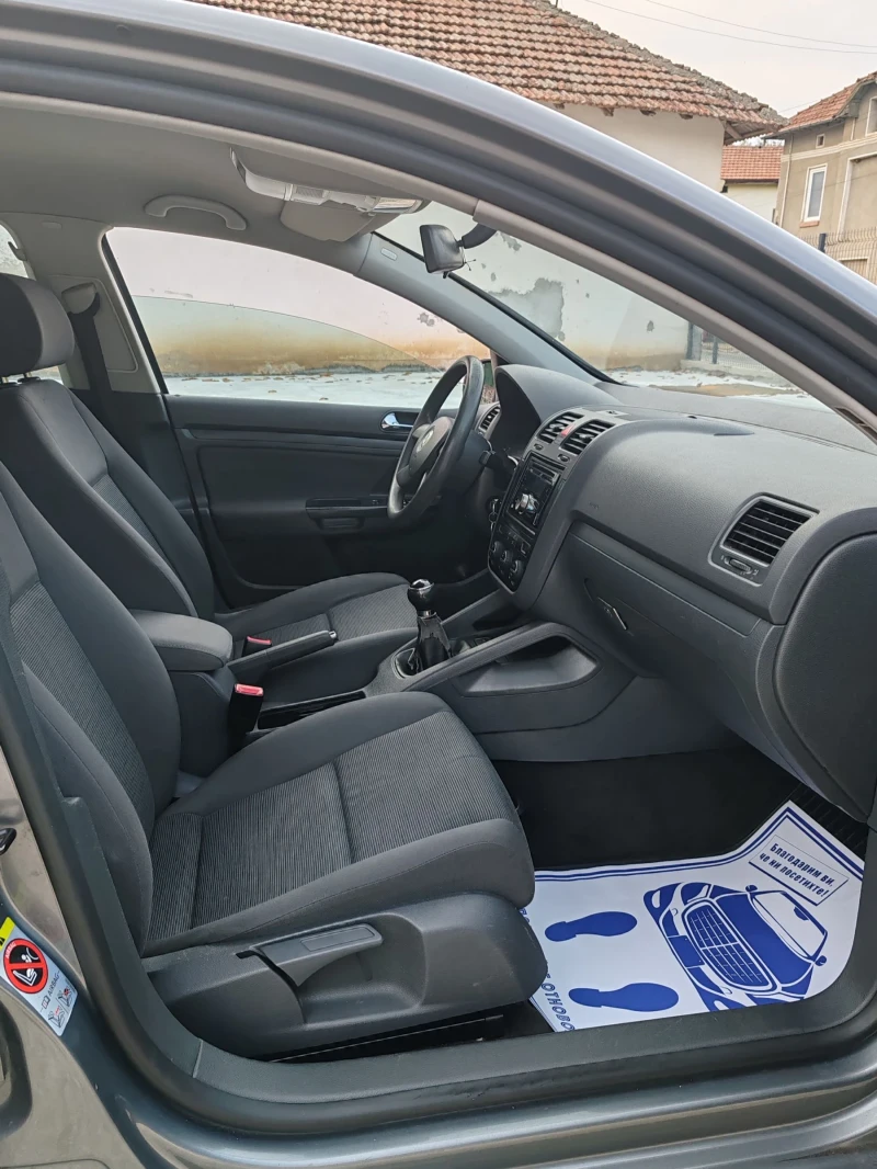 VW Golf 1.9 TDI 90 k.c , снимка 12 - Автомобили и джипове - 52660742