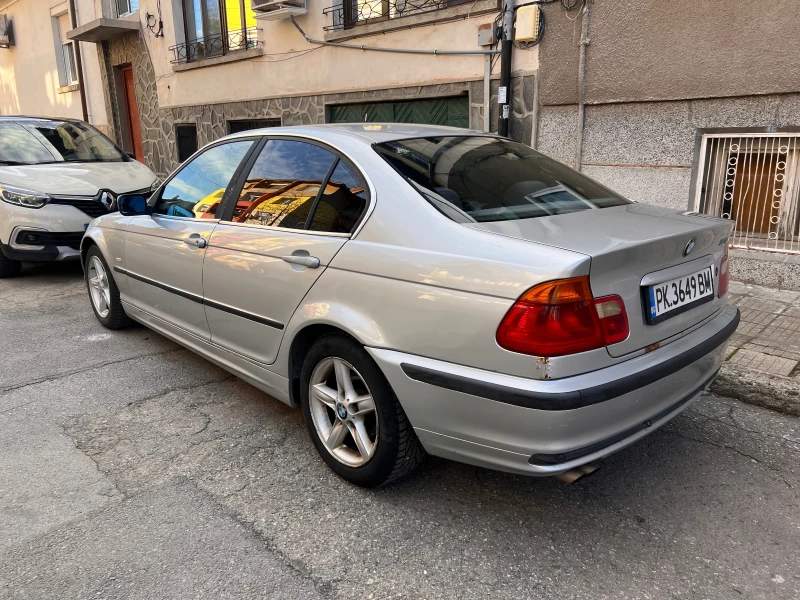 BMW 320, снимка 3 - Автомобили и джипове - 52942332