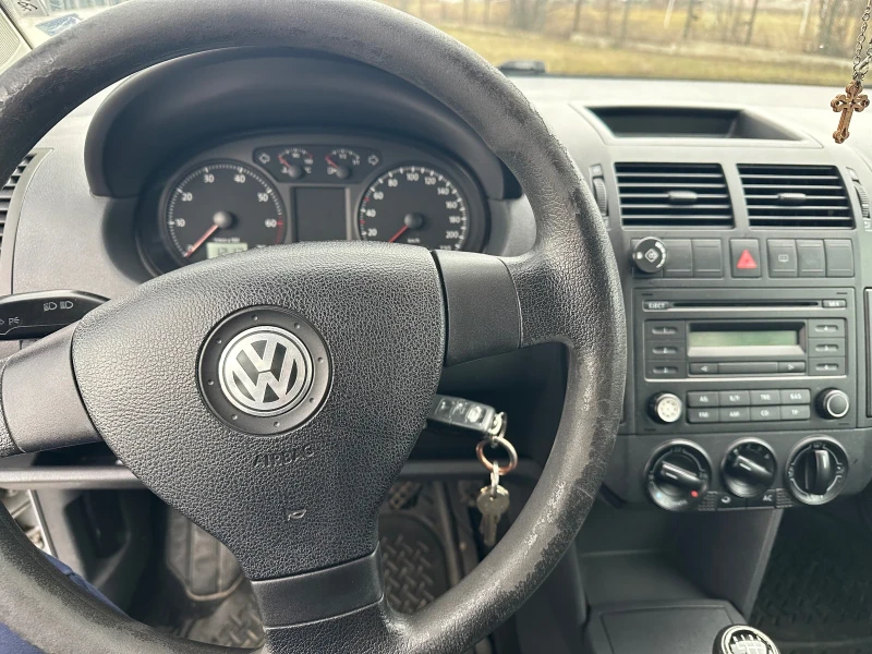 VW Polo 1.4 с ГАЗ, снимка 5 - Автомобили и джипове - 52991690