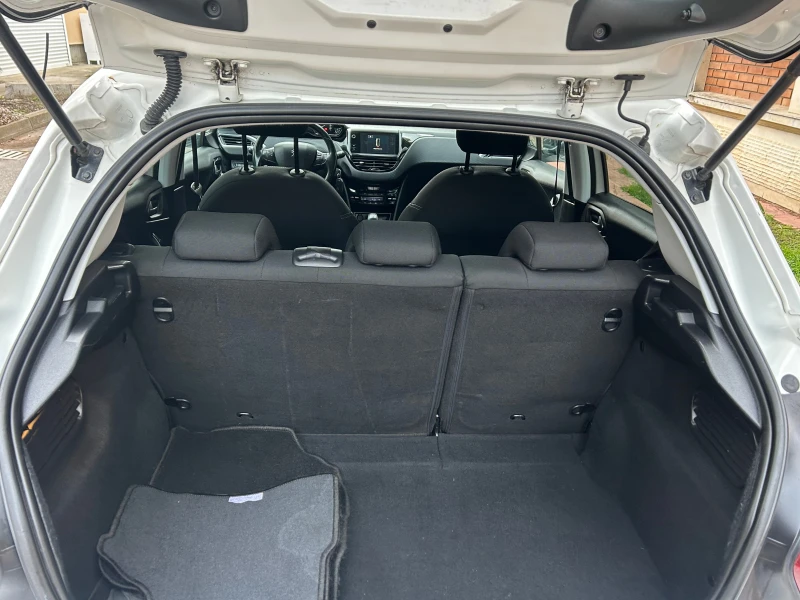 Peugeot 208 1, 6GT LINE BLUE HDI, снимка 16 - Автомобили и джипове - 53046149