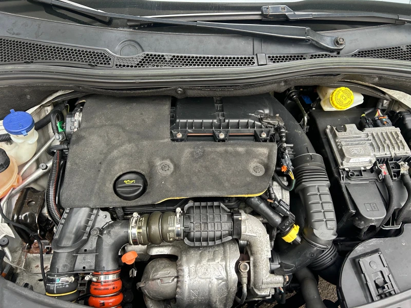 Peugeot 208 1, 6GT LINE BLUE HDI, снимка 15 - Автомобили и джипове - 53046149