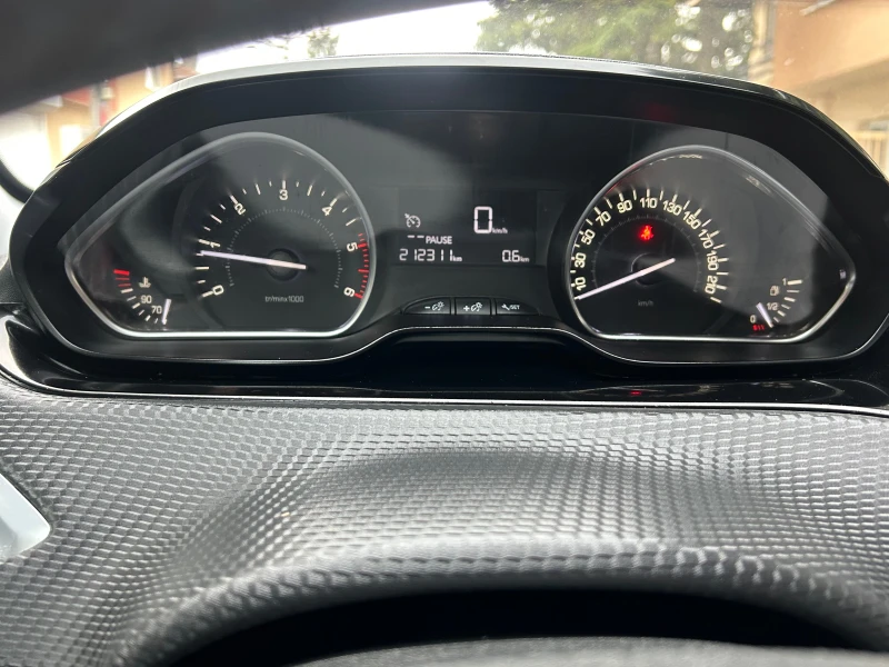 Peugeot 208 1, 6GT LINE BLUE HDI, снимка 13 - Автомобили и джипове - 53046149