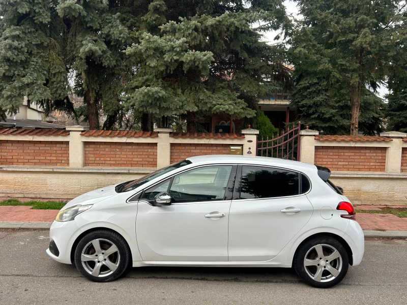 Peugeot 208 1, 6GT LINE BLUE HDI, снимка 7 - Автомобили и джипове - 53046149