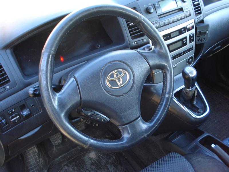 Toyota Corolla verso 2.0d4d и 1.6vvti, снимка 4 - Автомобили и джипове - 35994160