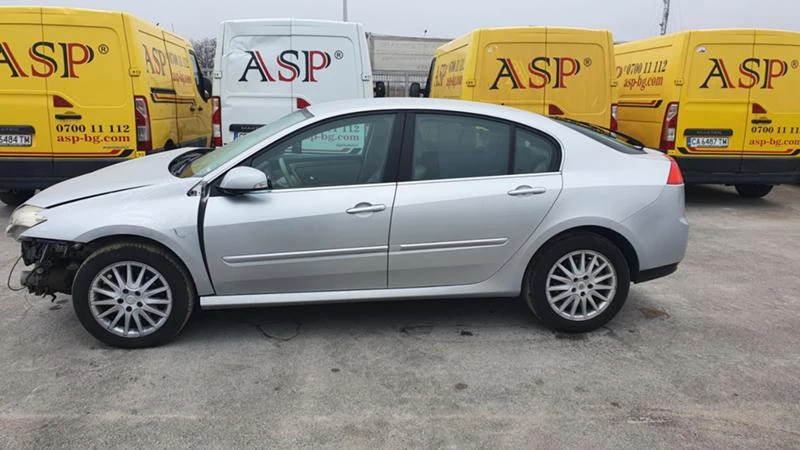 Renault Laguna 2.0DCI - изображение 2