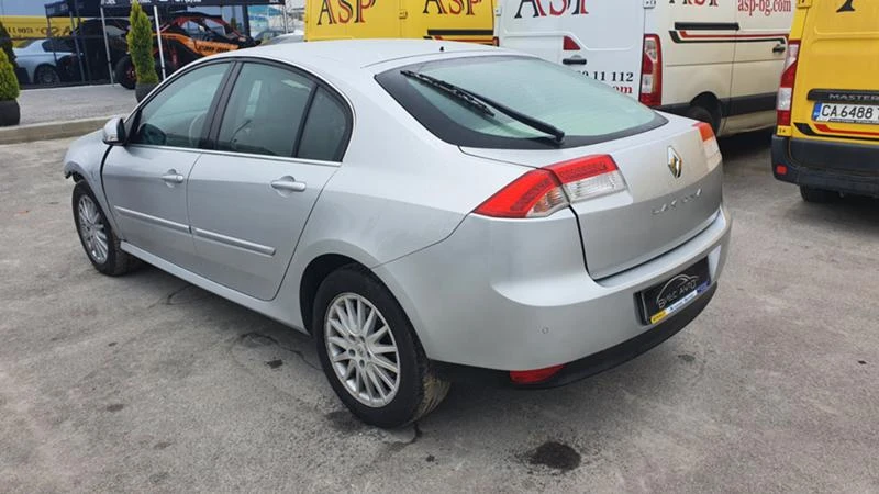 Renault Laguna 2.0DCI - изображение 3