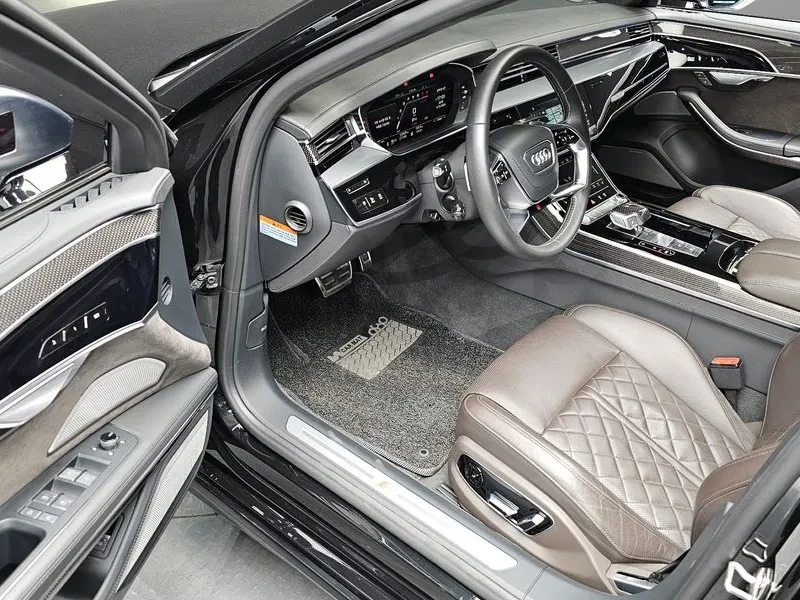 Audi S8 4.0 TFSI Quattro, снимка 12 - Автомобили и джипове - 55134057