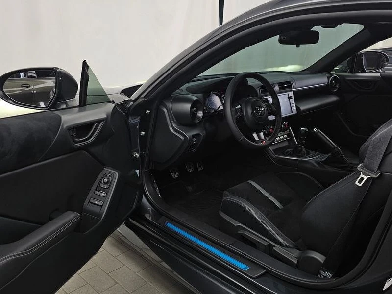 Toyota GT86 2.4 Manual, снимка 6 - Автомобили и джипове - 55662888