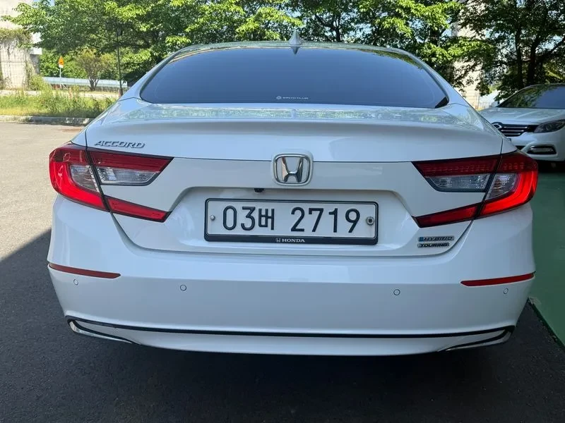Honda Accord 10Th Generation 2.0 Hybrid Touring | Mobile.bg � ����������� 7