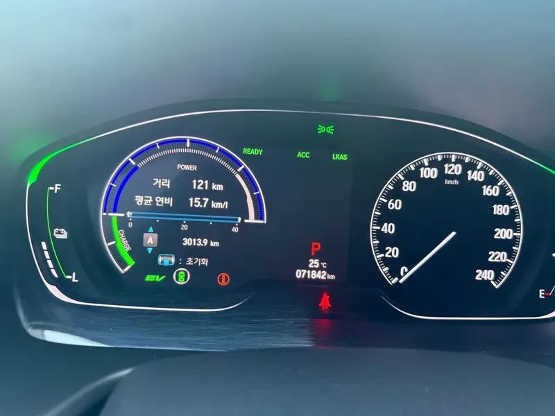 Honda Accord 10Th Generation 2.0 Hybrid Touring | Mobile.bg � ����������� 16