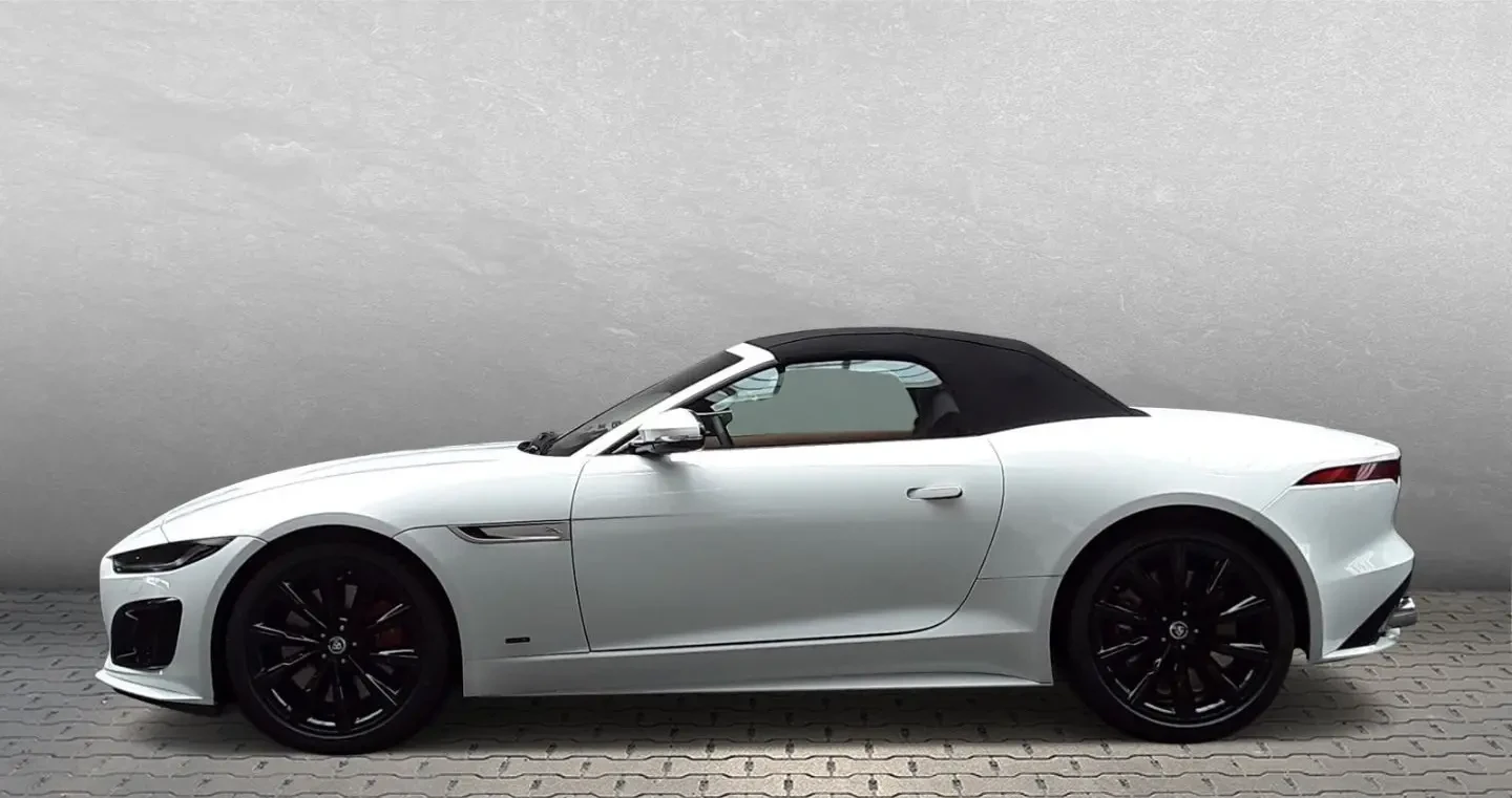 Jaguar F-Type R Cabrio P575 AWD = NEW= Гаранция - изображение 5