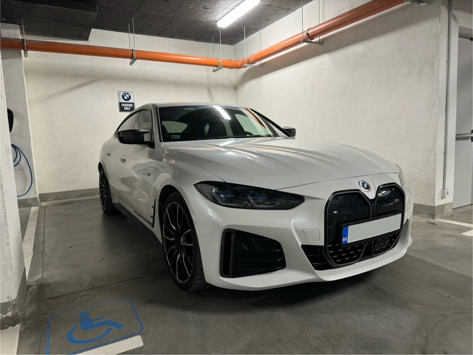 BMW i4 M50 - изображение 3