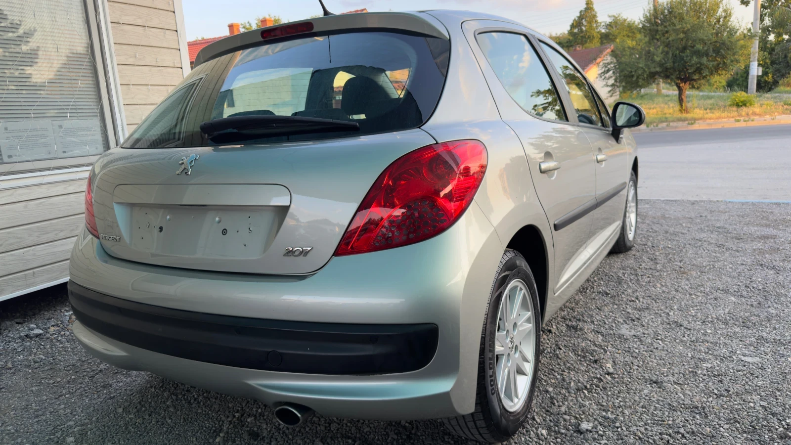 Peugeot 207 АВТОМАТИК - изображение 6