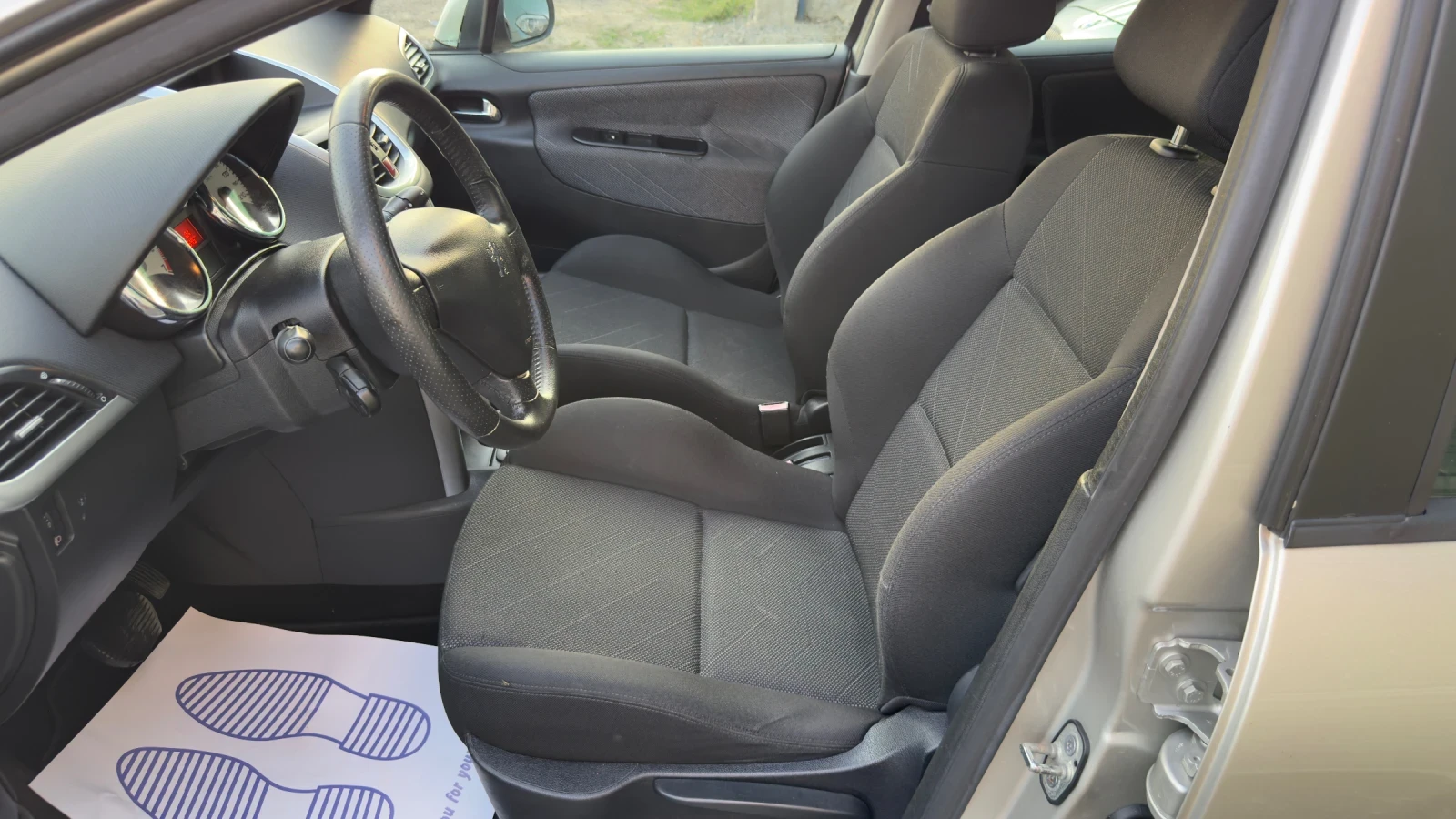 Peugeot 207 АВТОМАТИК - изображение 9
