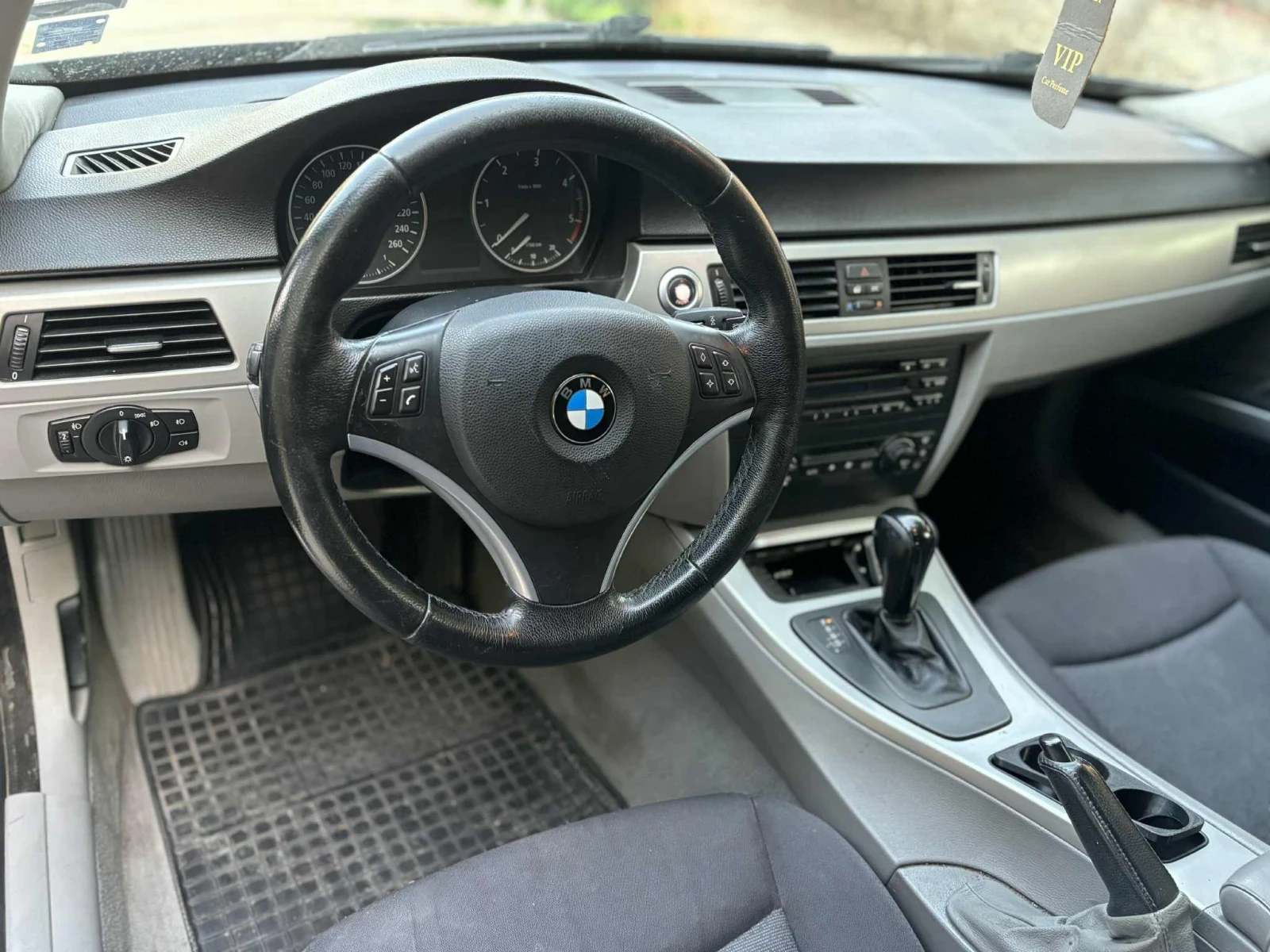 BMW 320  - изображение 9