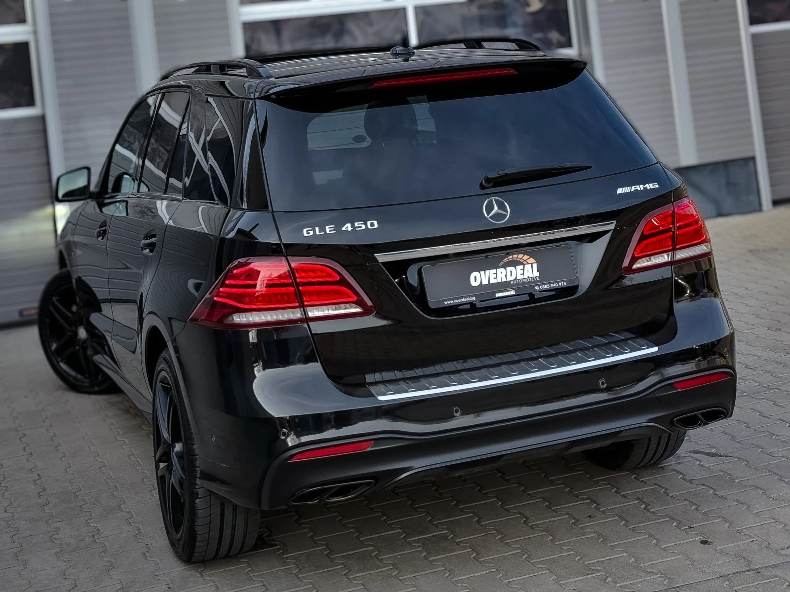 Mercedes-Benz GLE 450 AMG AMG* PANO* FULL* ЛИЗИНГ, снимка 4 - Автомобили и джипове - 51515573