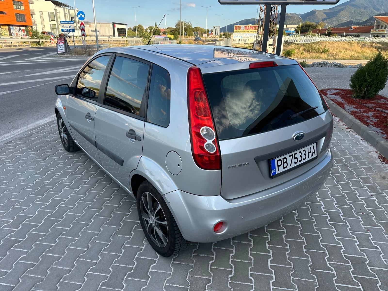 Ford Fiesta  - изображение 8