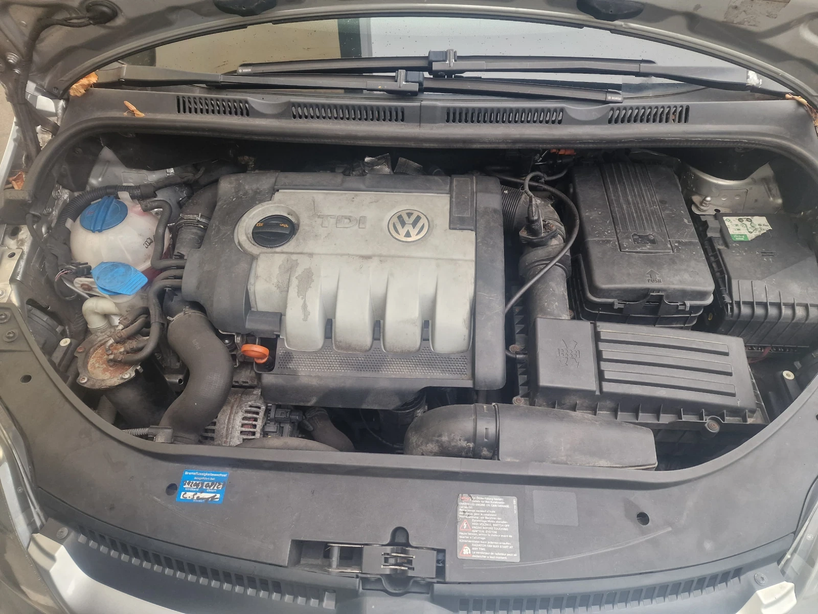 VW Golf Plus  - изображение 10