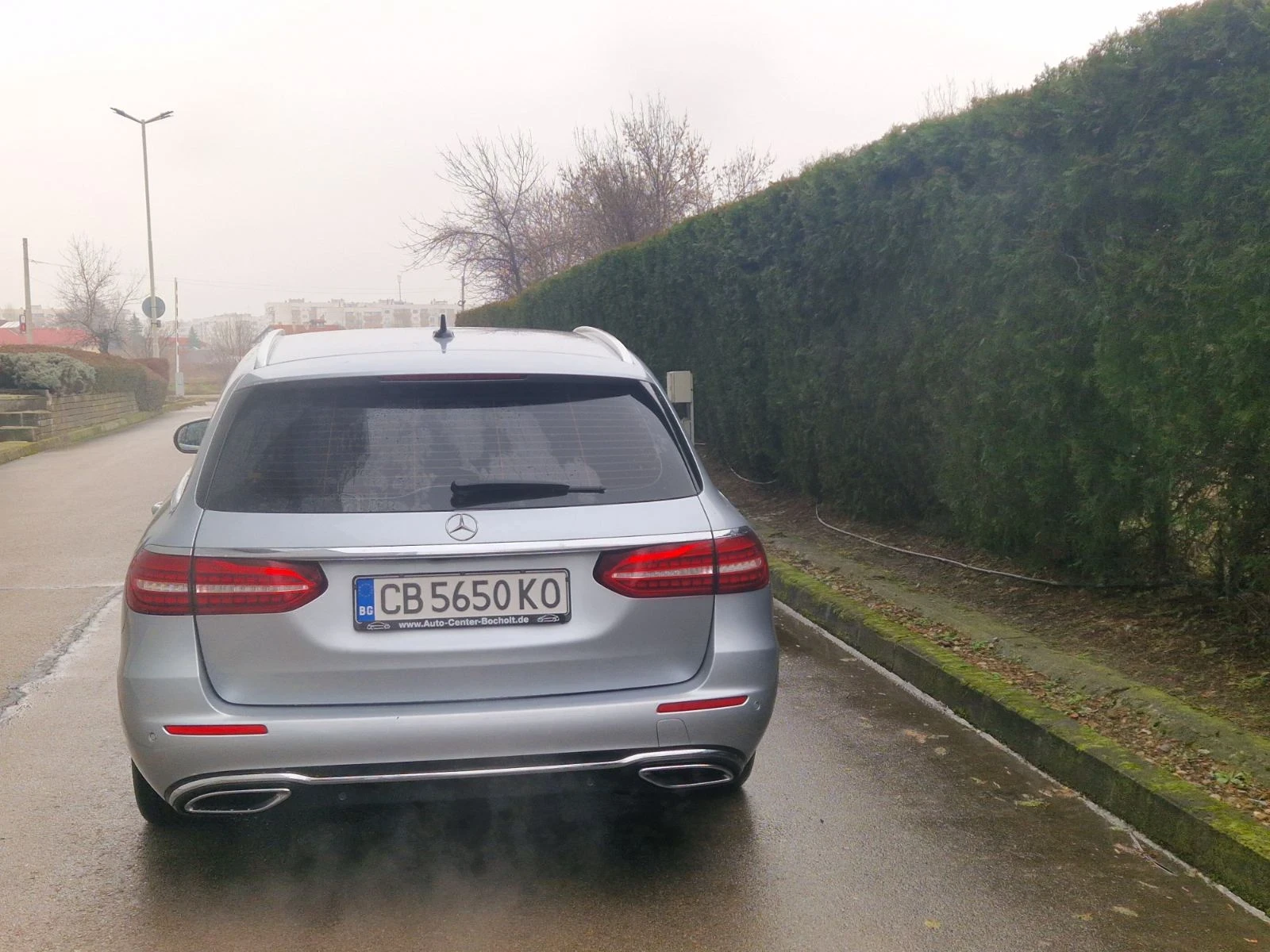 Mercedes-Benz E 220  - изображение 2