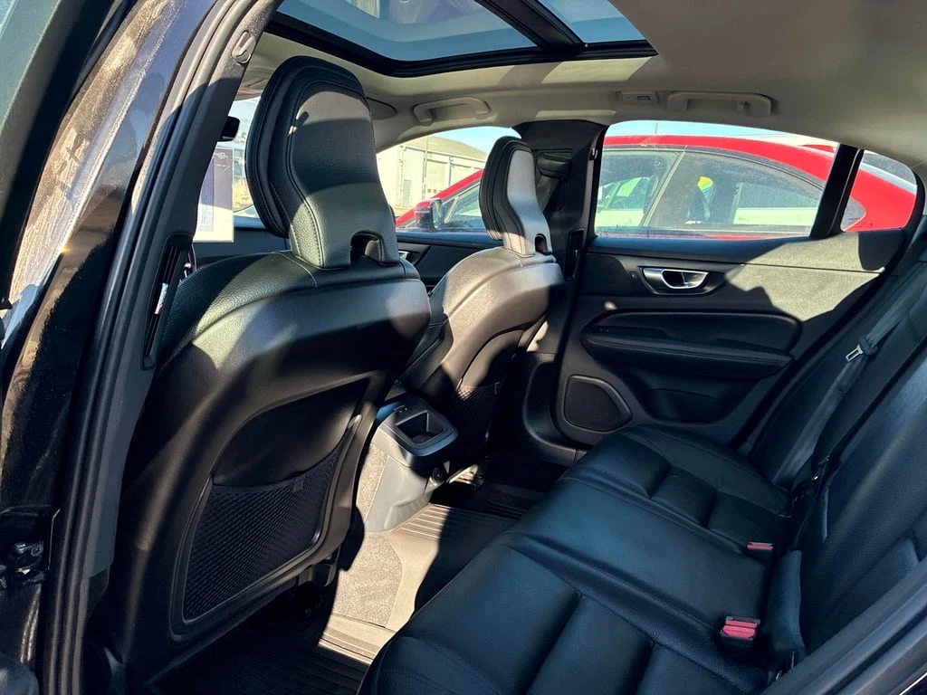 Volvo S60 * Plus Dark Theme * CARFAX * ��� ������������ ���� | Mobile.bg � ����������� 12