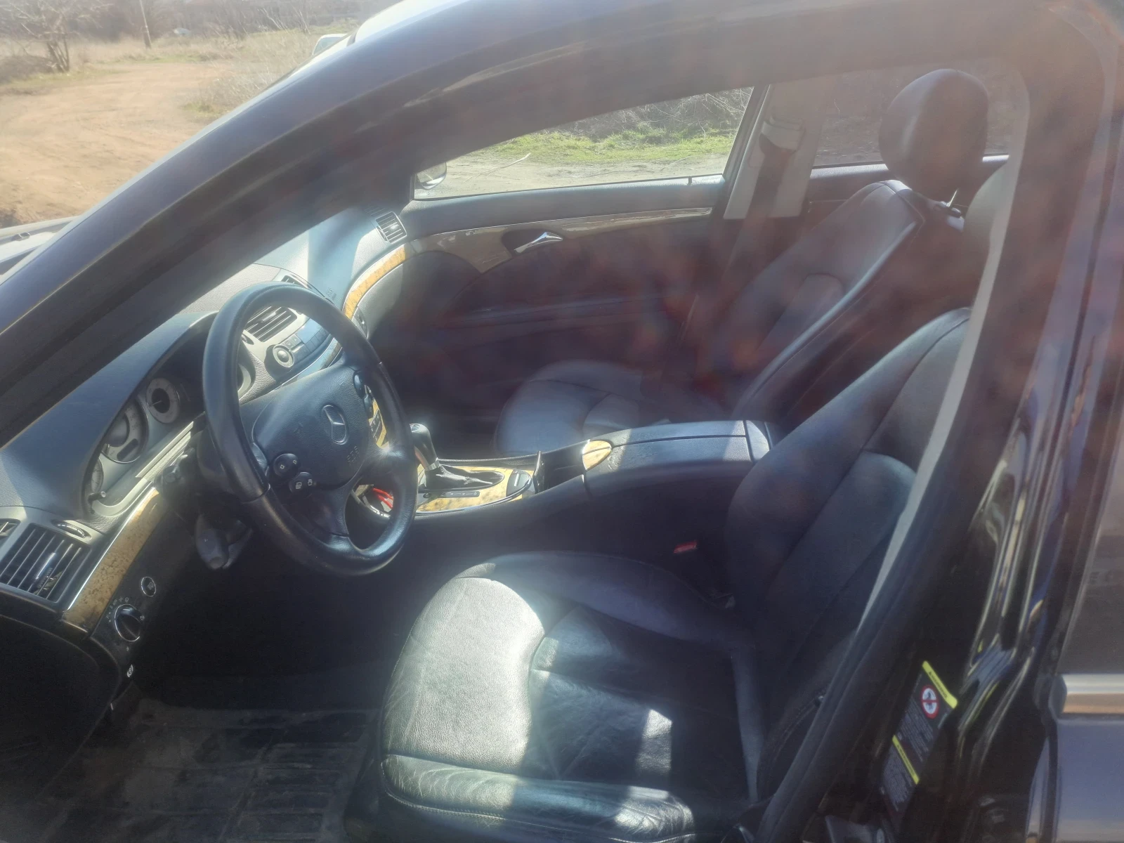 Mercedes-Benz E 220 Avangard, снимка 5 - Автомобили и джипове - 53735952