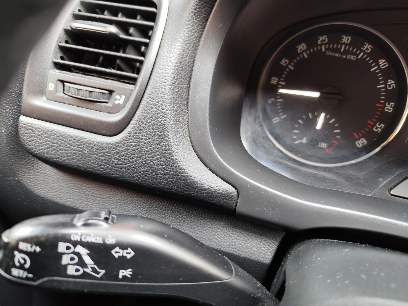 Skoda Fabia, снимка 8 - Автомобили и джипове - 53826042