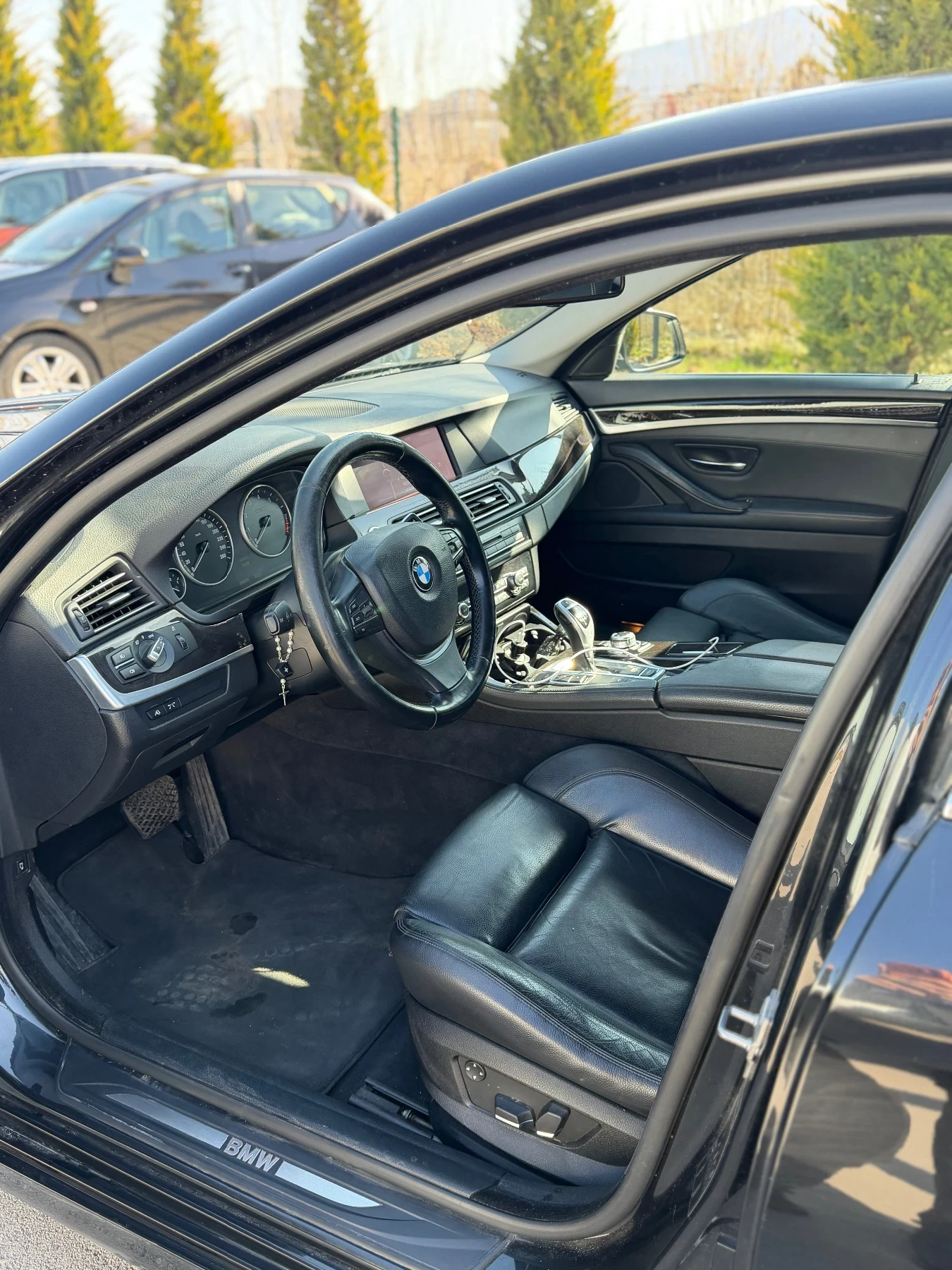 BMW 550 BMW 550i 2012g , снимка 12 - Автомобили и джипове - 53866824