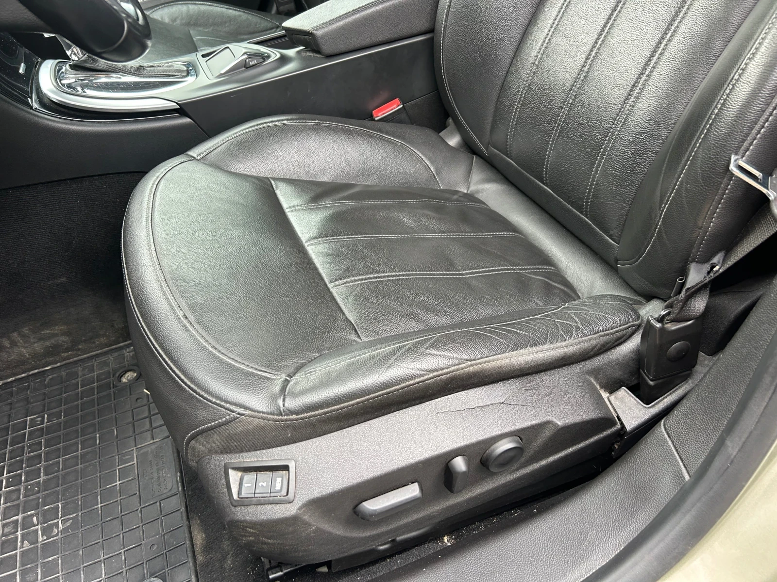 Opel Insignia 2.0 CDTI Sport Tourer 4x4, снимка 7 - Автомобили и джипове - 53894115