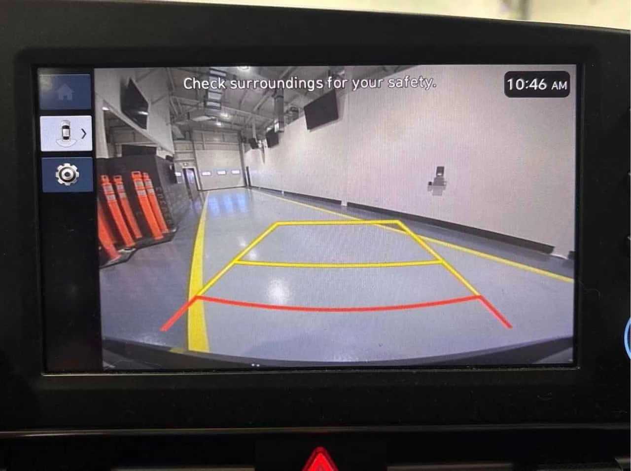 Hyundai Elantra * Essential * 2 КЛЮЧА* ПОДГРЕВ* KEYLESS* , снимка 13 - Автомобили и джипове - 53965463