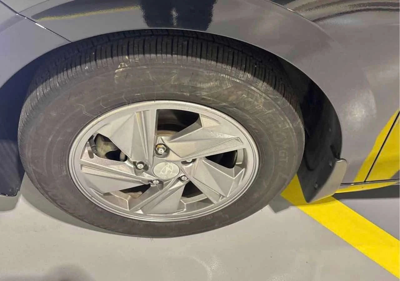 Hyundai Elantra * Essential * 2 КЛЮЧА* ПОДГРЕВ* KEYLESS* , снимка 7 - Автомобили и джипове - 53965463