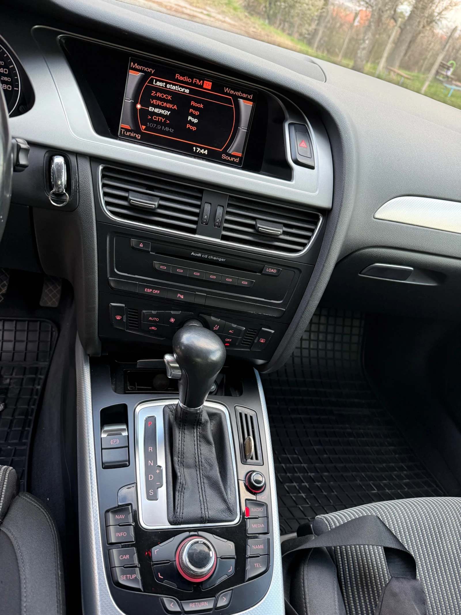 Audi A4 2.7 TDI , снимка 11 - Автомобили и джипове - 53997533