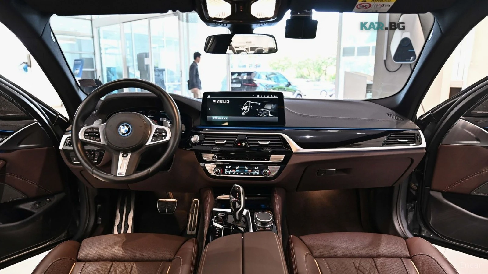 BMW 530E ОБДУХВАНЕ* ПОДГРЕВ* 360 КАМЕРА* ДИСТРОНИК* , снимка 7 - Автомобили и джипове - 54762143