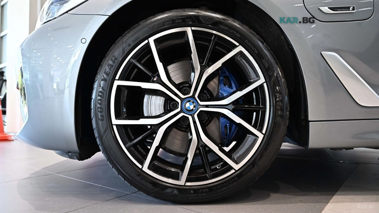BMW 530E ОБДУХВАНЕ* ПОДГРЕВ* 360 КАМЕРА* ДИСТРОНИК* , снимка 5 - Автомобили и джипове - 54762143