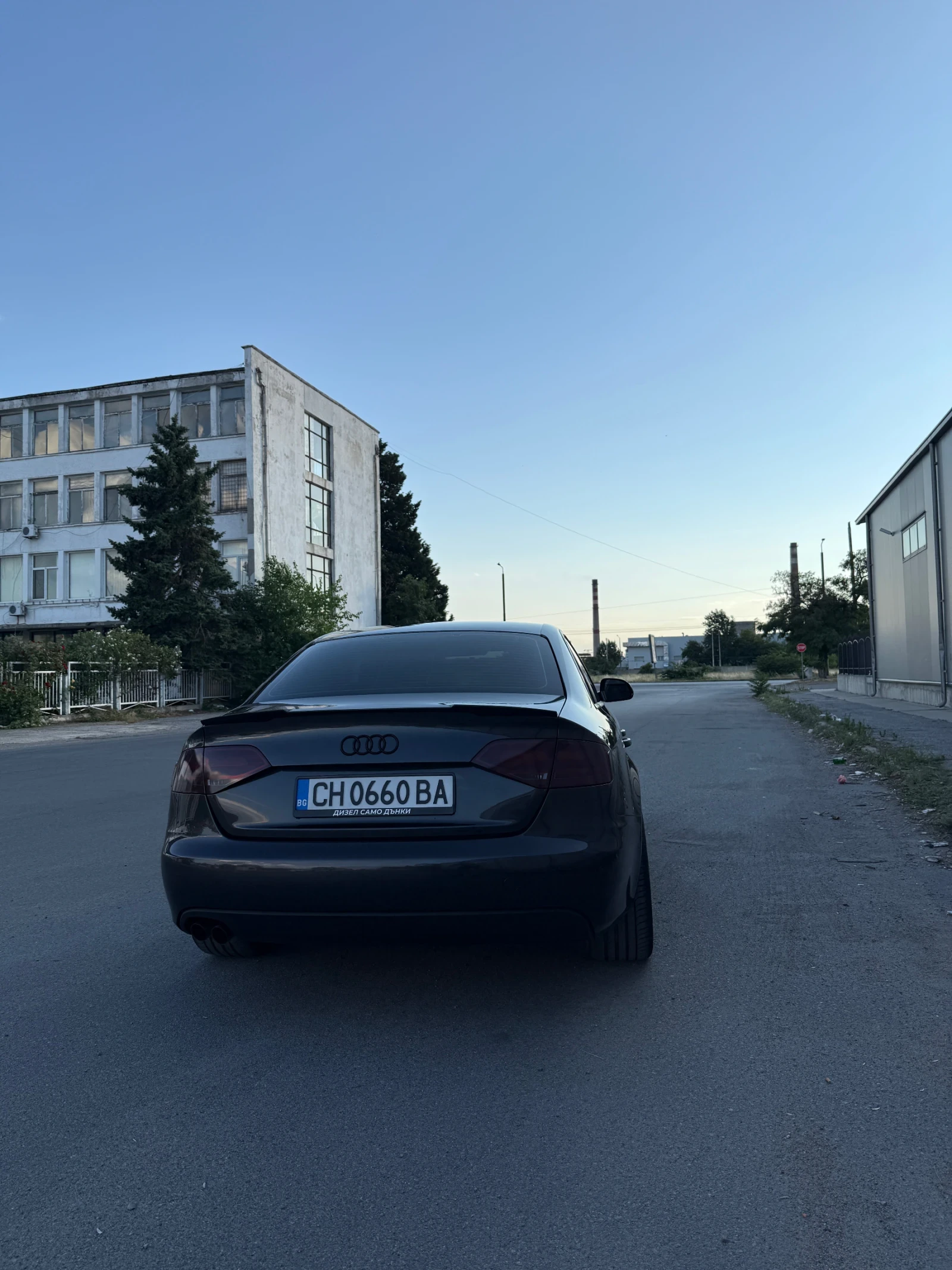 Audi A4 1.8 Tfsi, снимка 3 - Автомобили и джипове - 55236241
