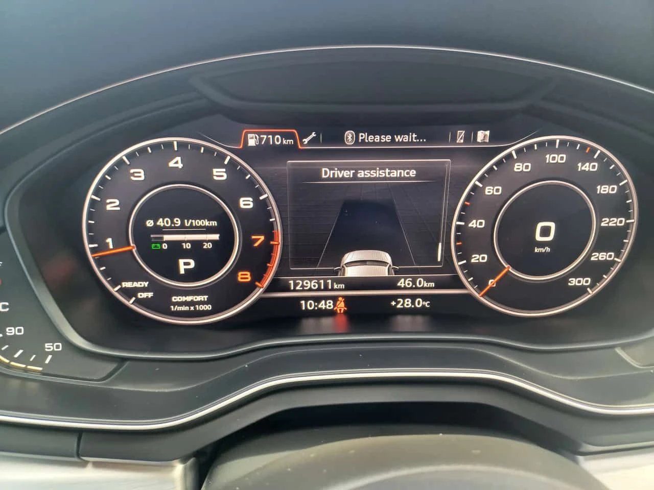 Audi A4 Technik * CARFAX * БЕЗ ПЪРВОНАЧАЛНА ВНОСКА, снимка 7 - Автомобили и джипове - 55310809