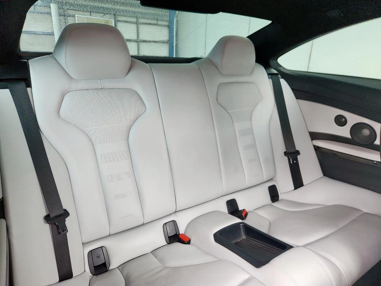 BMW M4 COUPE* DCT* CARBON* HARMAN KARDON* ПОДГРЕВ* КАМЕРА, снимка 10 - Автомобили и джипове - 55642465