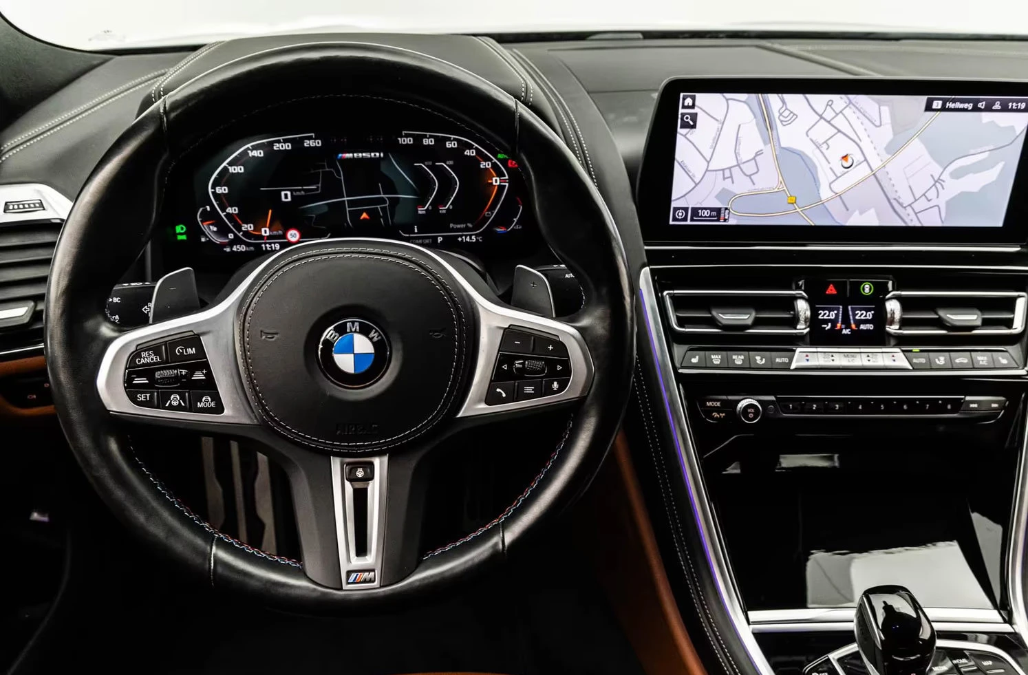 BMW 850 xDRIVE/530HP/GRAN COUPE/LASER/ACC/HUD/360/739z, снимка 9 - Автомобили и джипове - 55655676