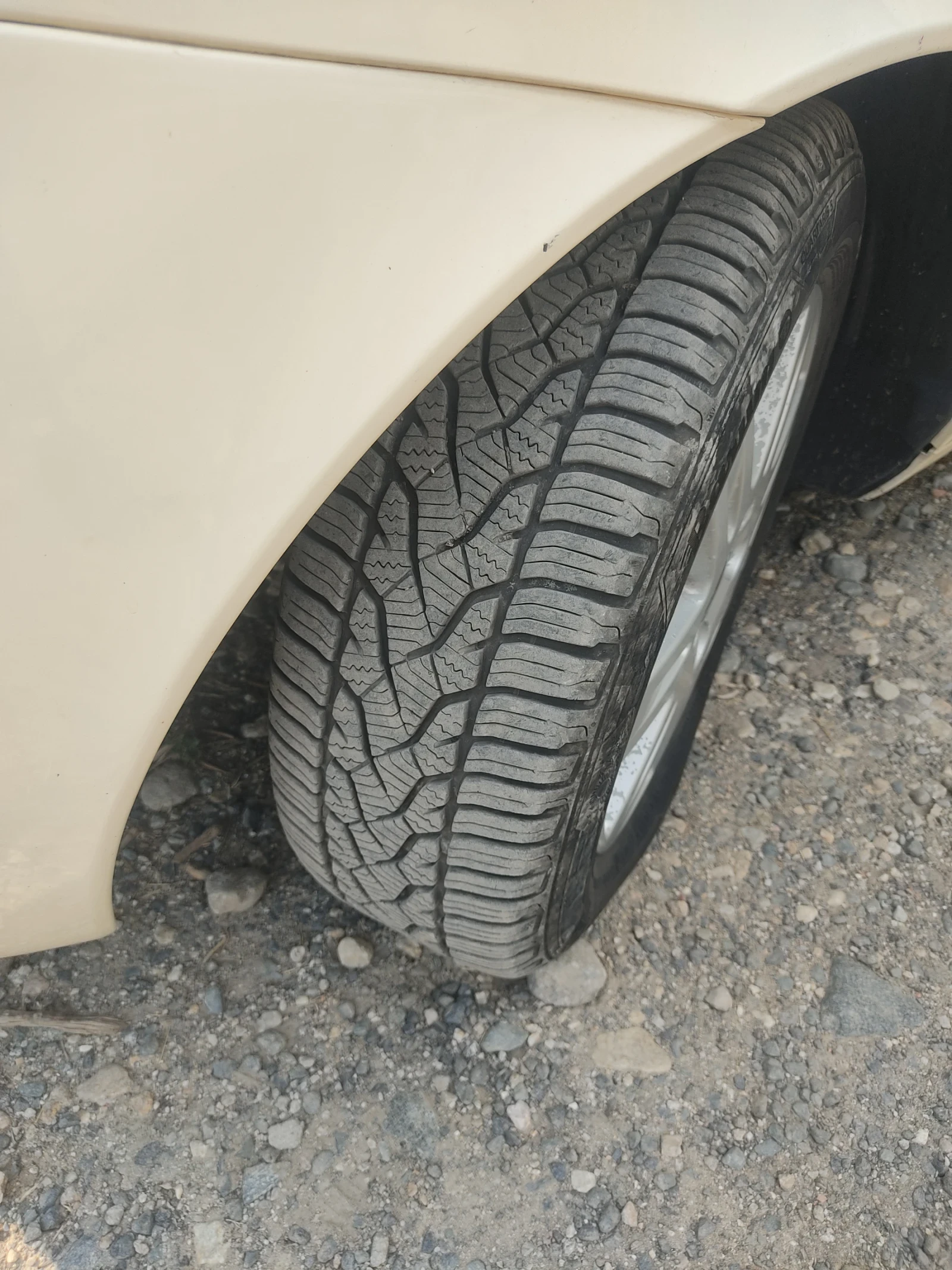 Lancia Ypsilon, снимка 14 - Автомобили и джипове - 55771143