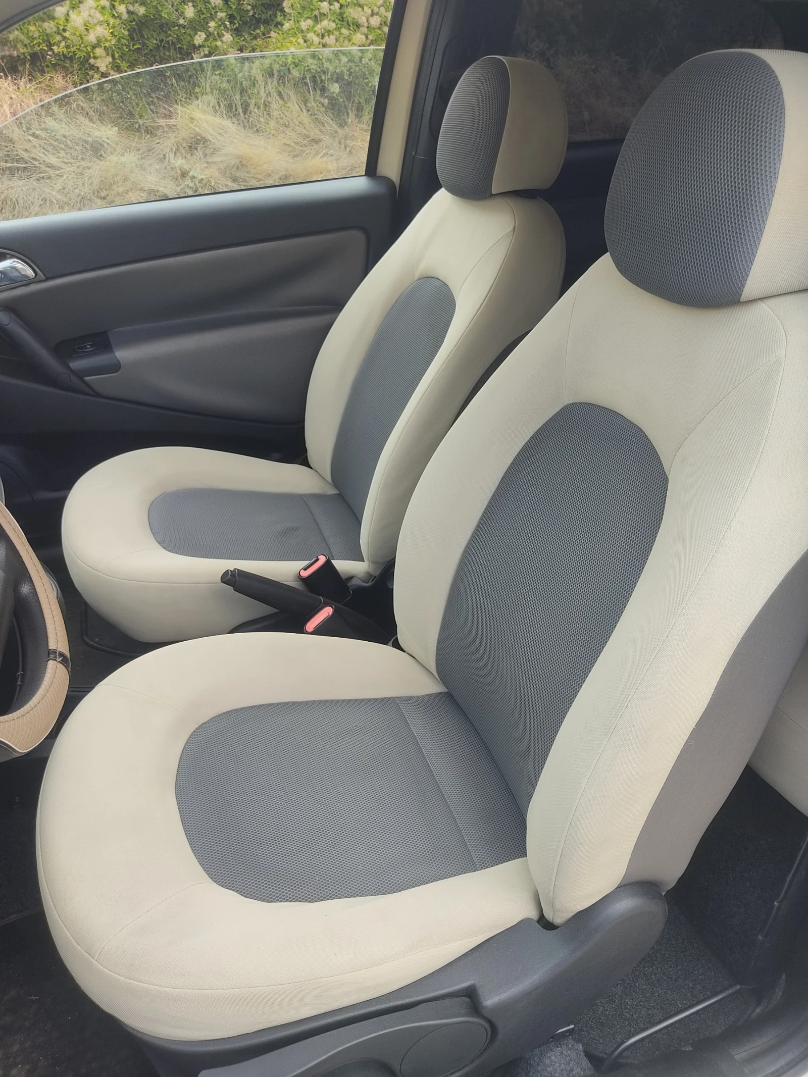 Lancia Ypsilon, снимка 9 - Автомобили и джипове - 55771143