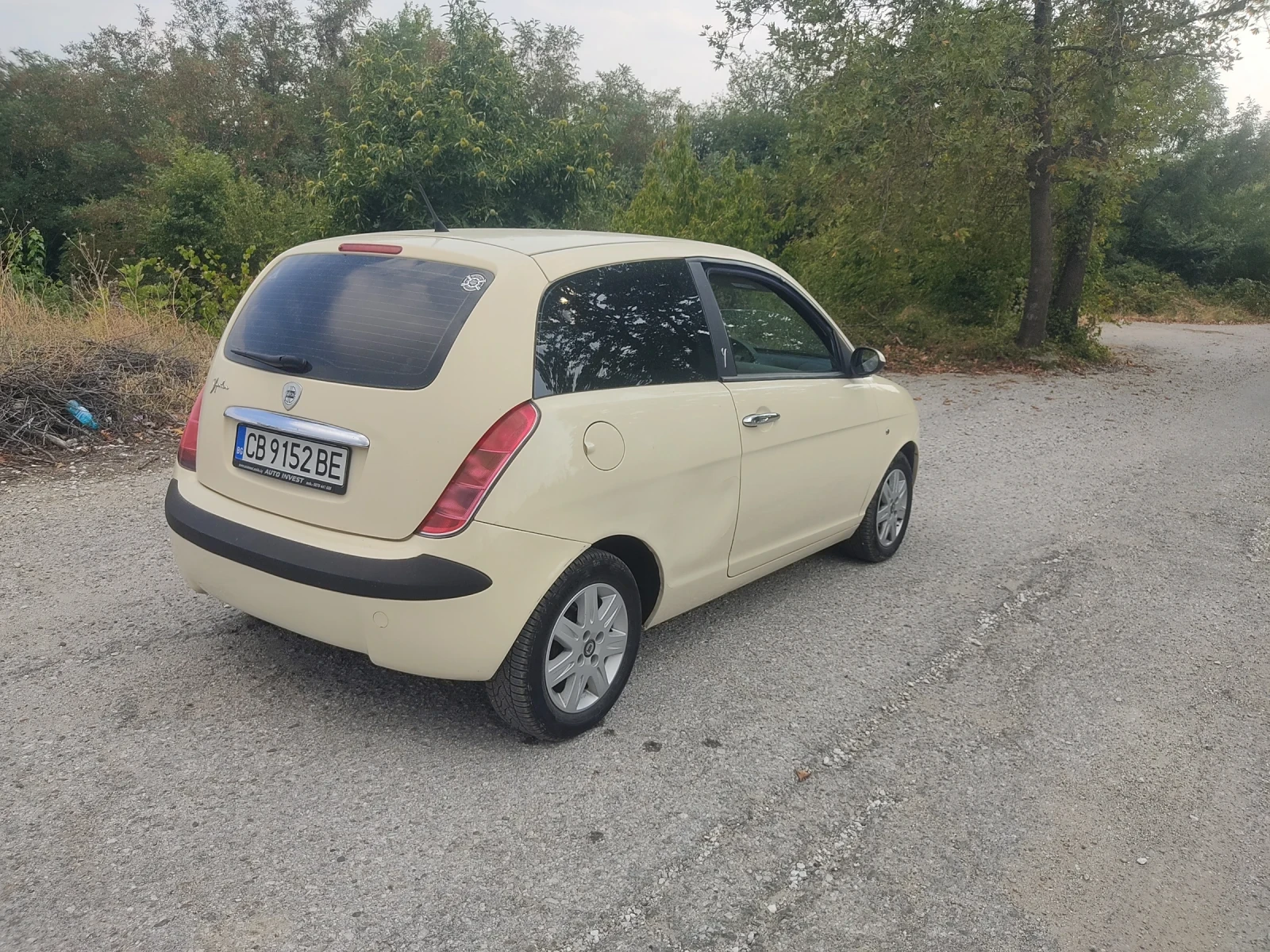 Lancia Ypsilon, снимка 2 - Автомобили и джипове - 55771143