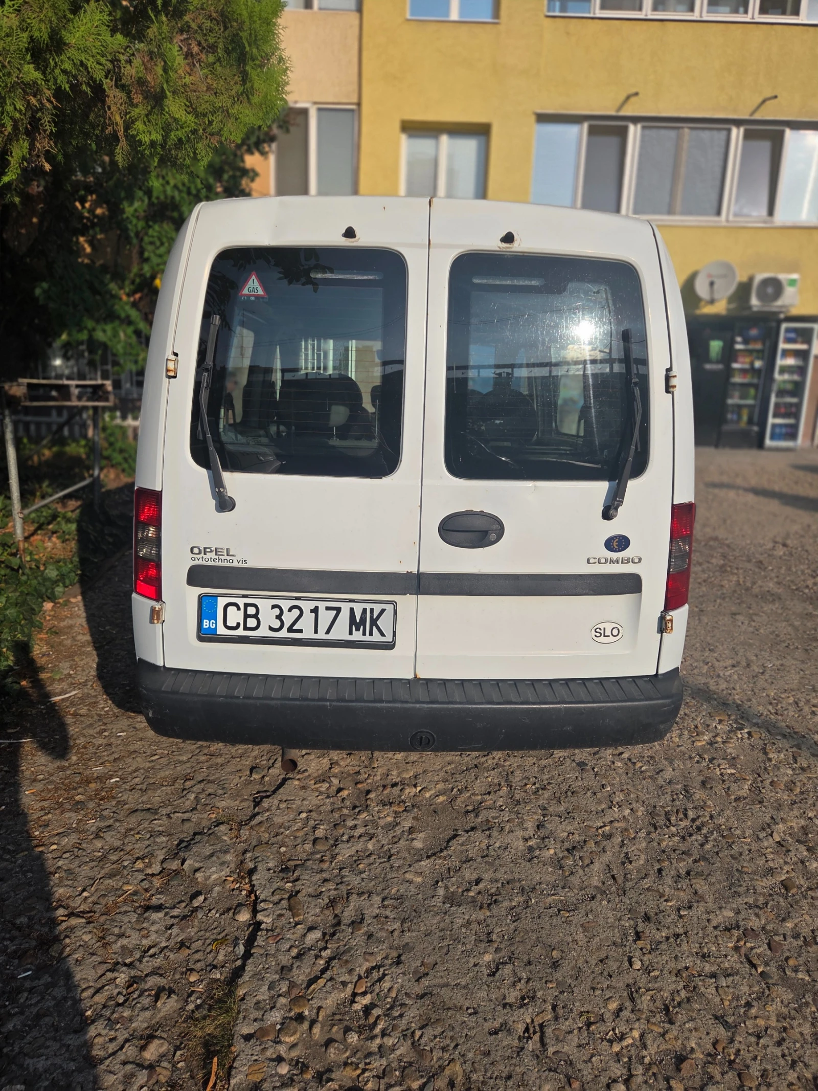 Opel Combo 1.6, снимка 4 - Автомобили и джипове - 55920205