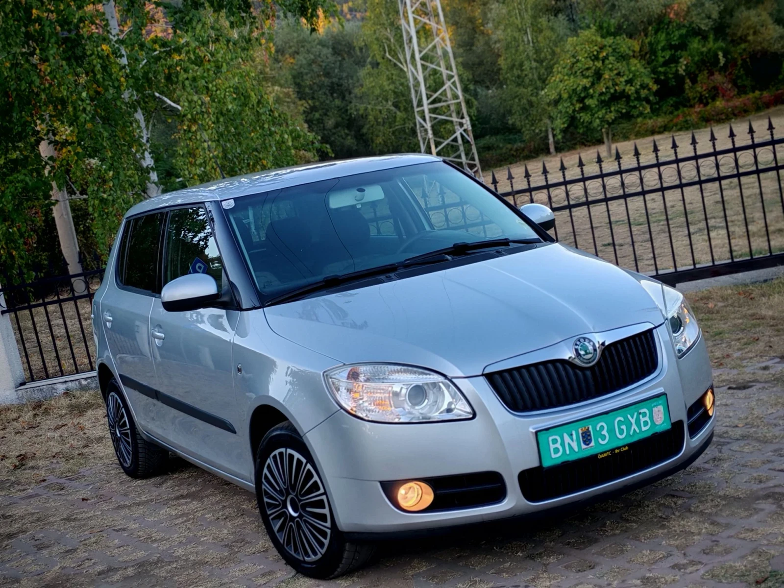 Skoda Fabia 1.2MPI(60)* FACELIFT* КЛИМАТРОНИК* 